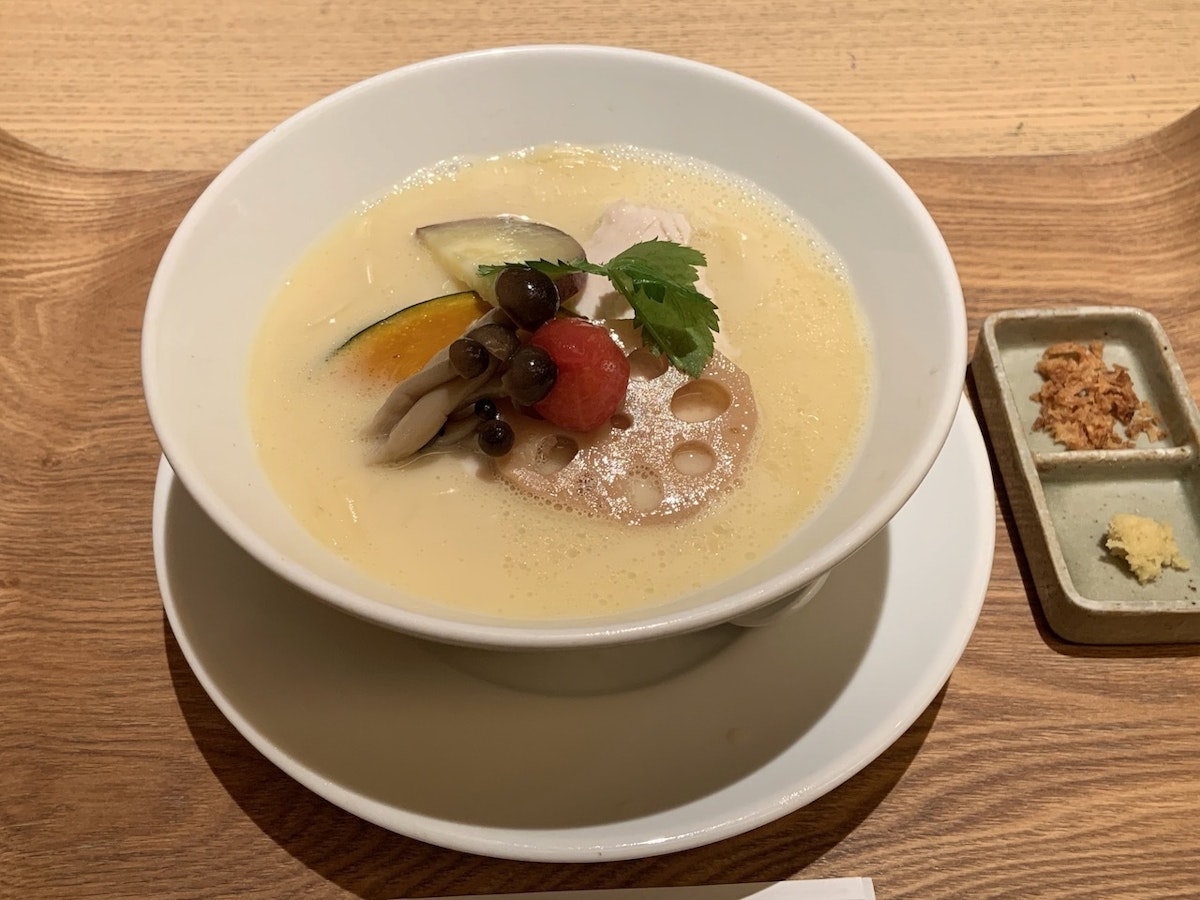 鶏白湯SOBA